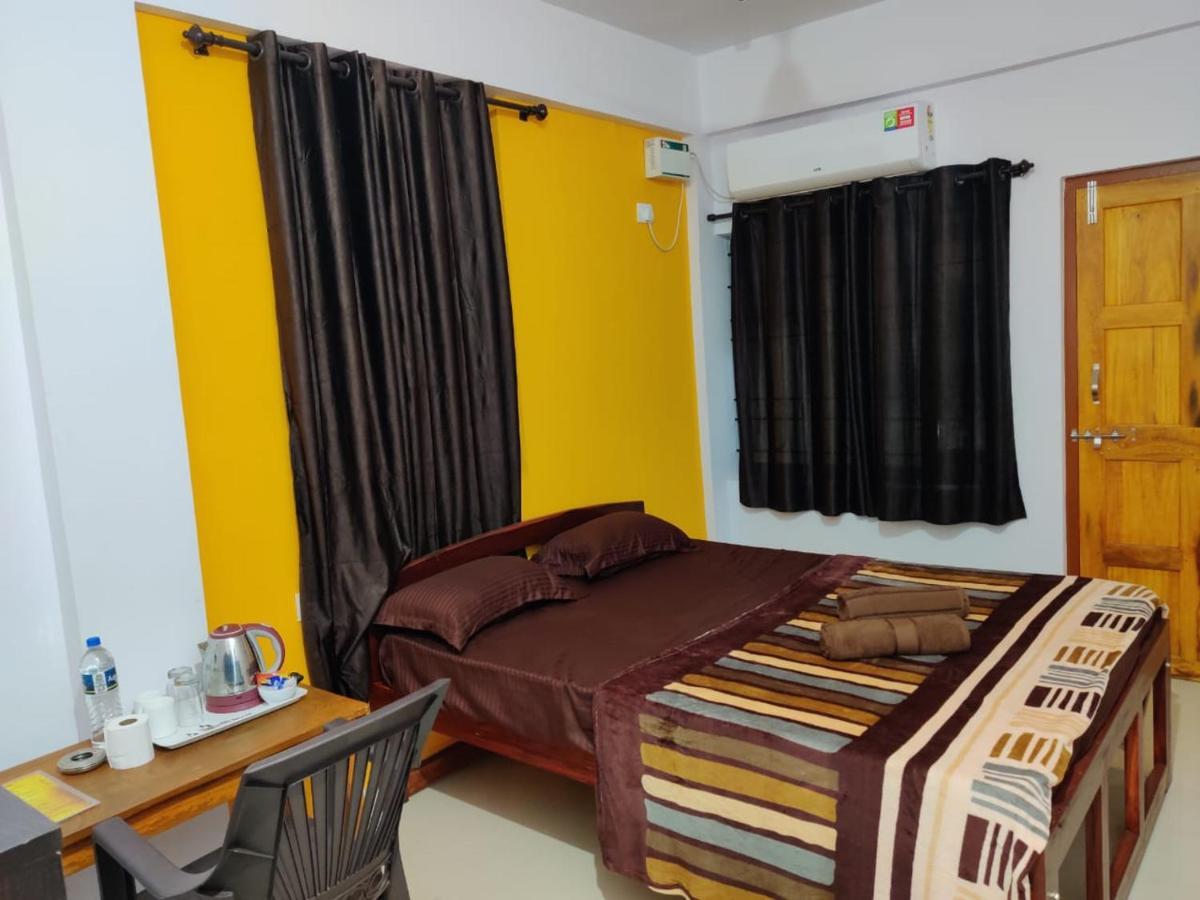 Rishi House Hotel อารัมบล ภายนอก รูปภาพ