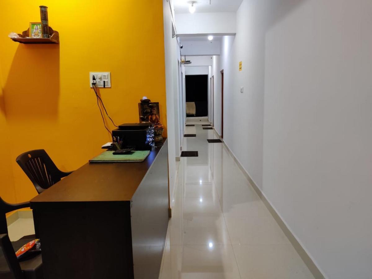 Rishi House Hotel อารัมบล ภายนอก รูปภาพ