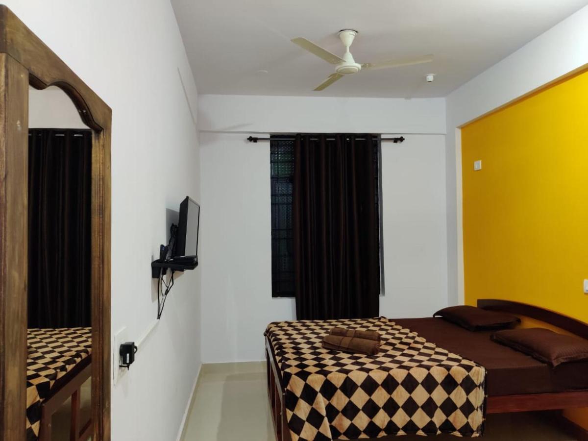 Rishi House Hotel อารัมบล ภายนอก รูปภาพ