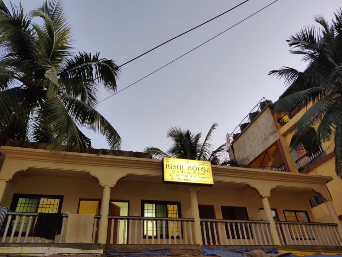 Rishi House Hotel อารัมบล ภายนอก รูปภาพ
