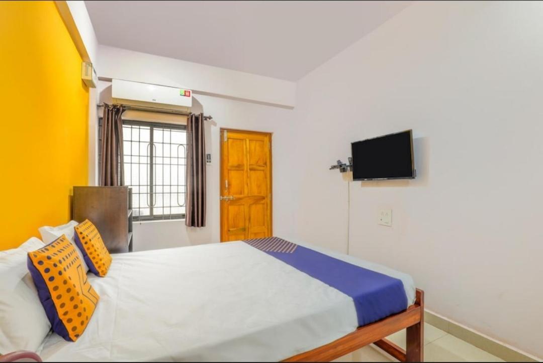Rishi House Hotel อารัมบล ภายนอก รูปภาพ