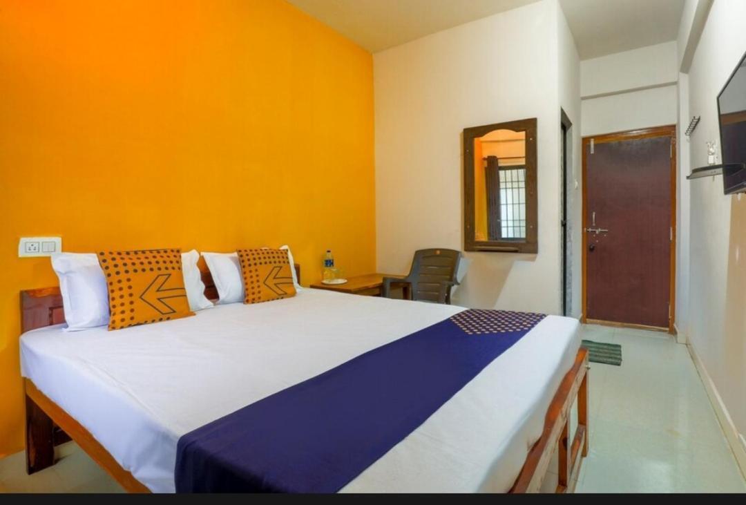 Rishi House Hotel อารัมบล ภายนอก รูปภาพ